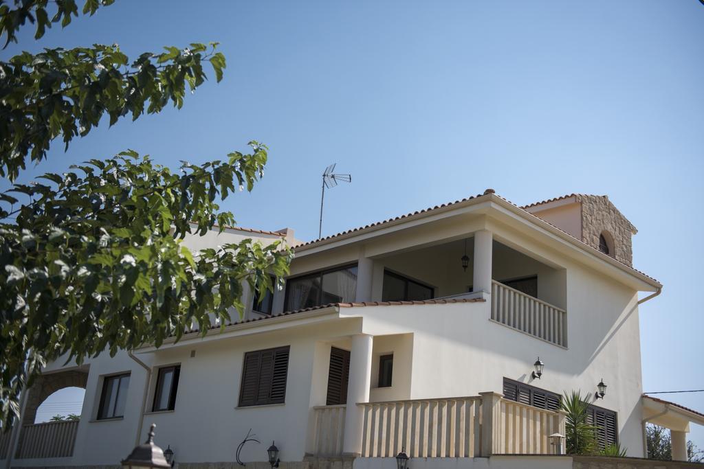 Agrepavli Lapithia Apartment Kallepia Екстериор снимка