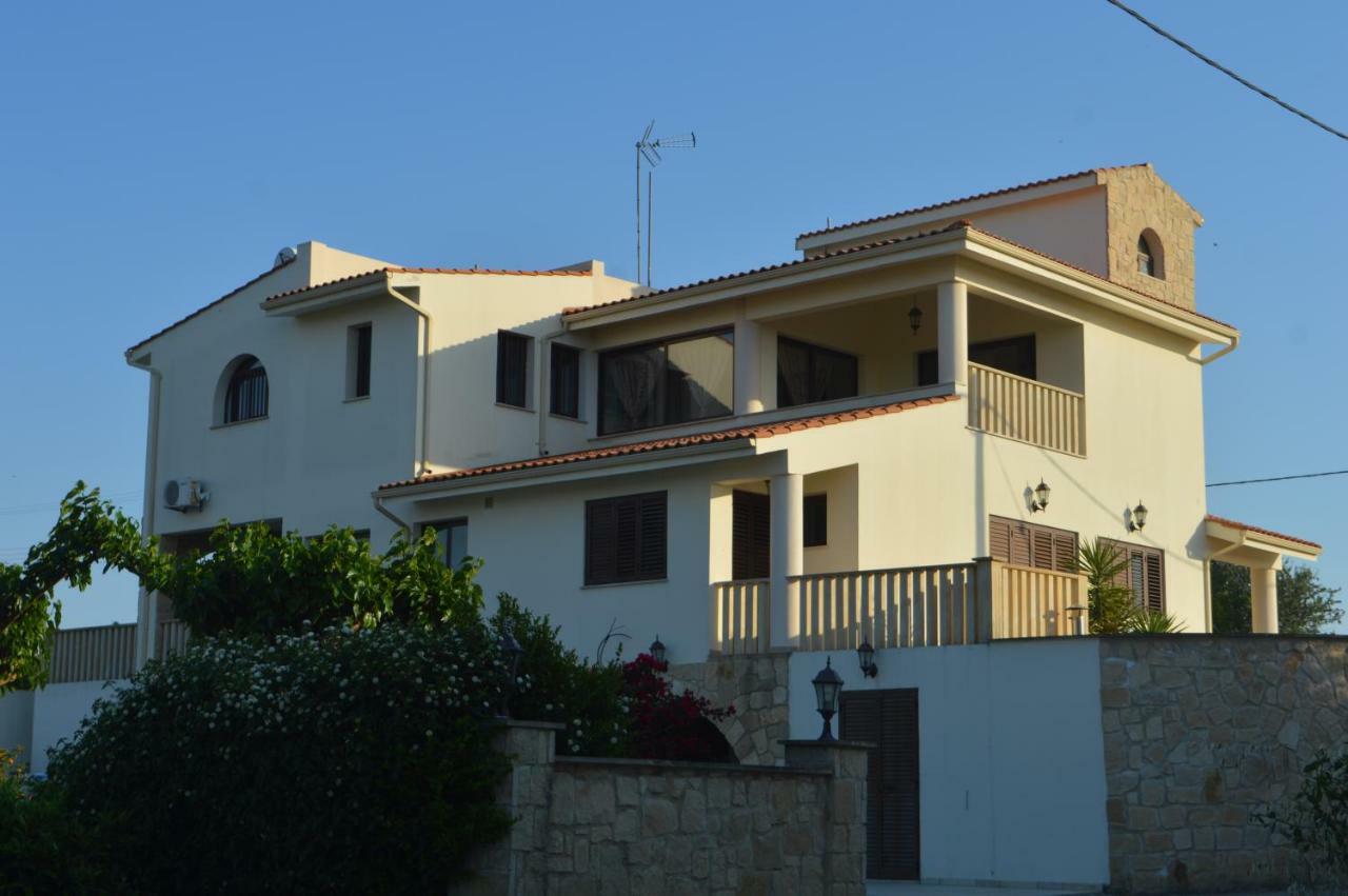 Agrepavli Lapithia Apartment Kallepia Екстериор снимка